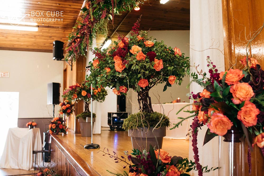 Orange rose decor